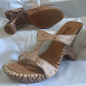 Never worn- Vintage Wood /Leather Pele Moda Wedges